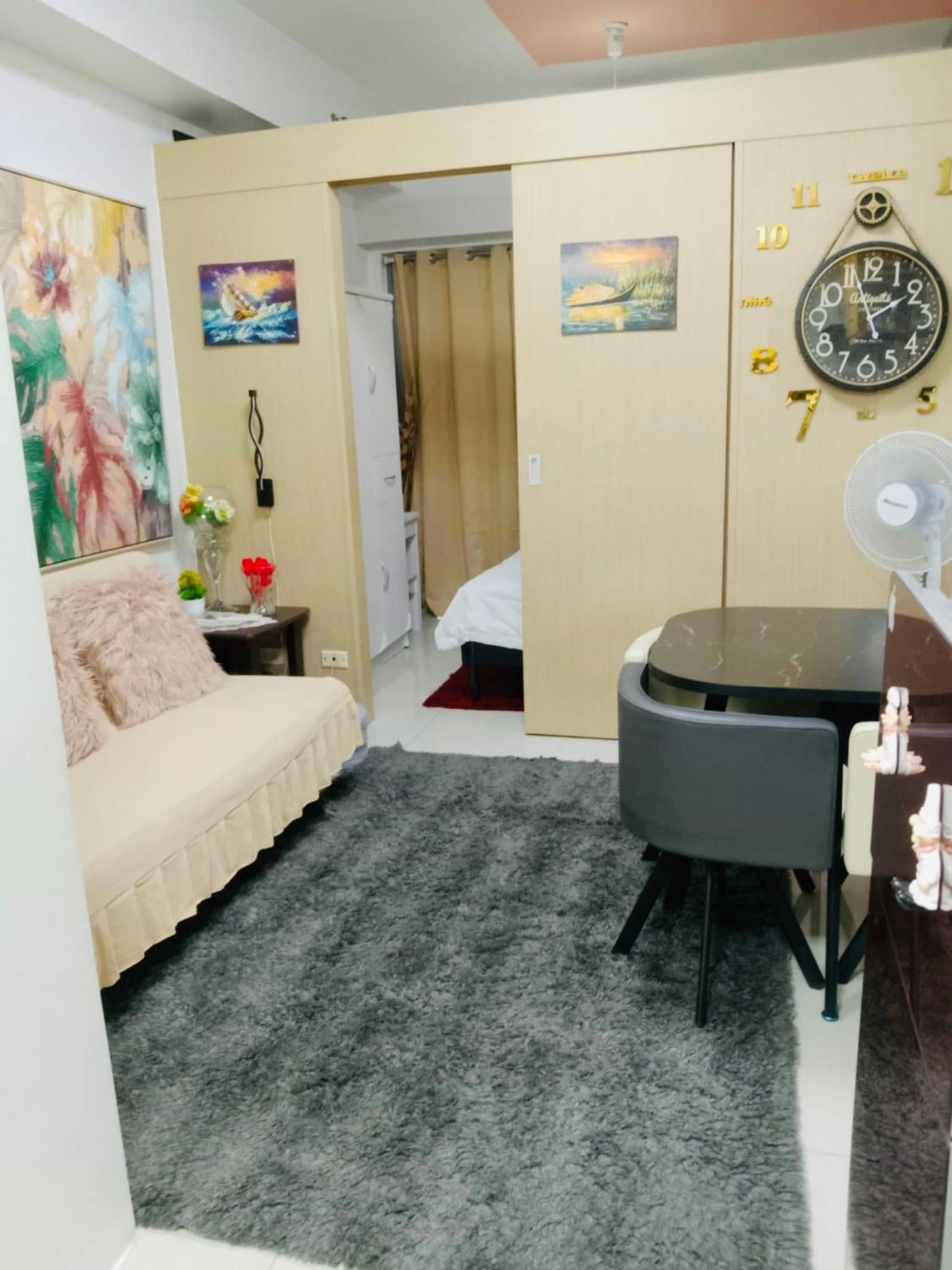 Myrvin At Grass Residences, Qc Манила Экстерьер фото