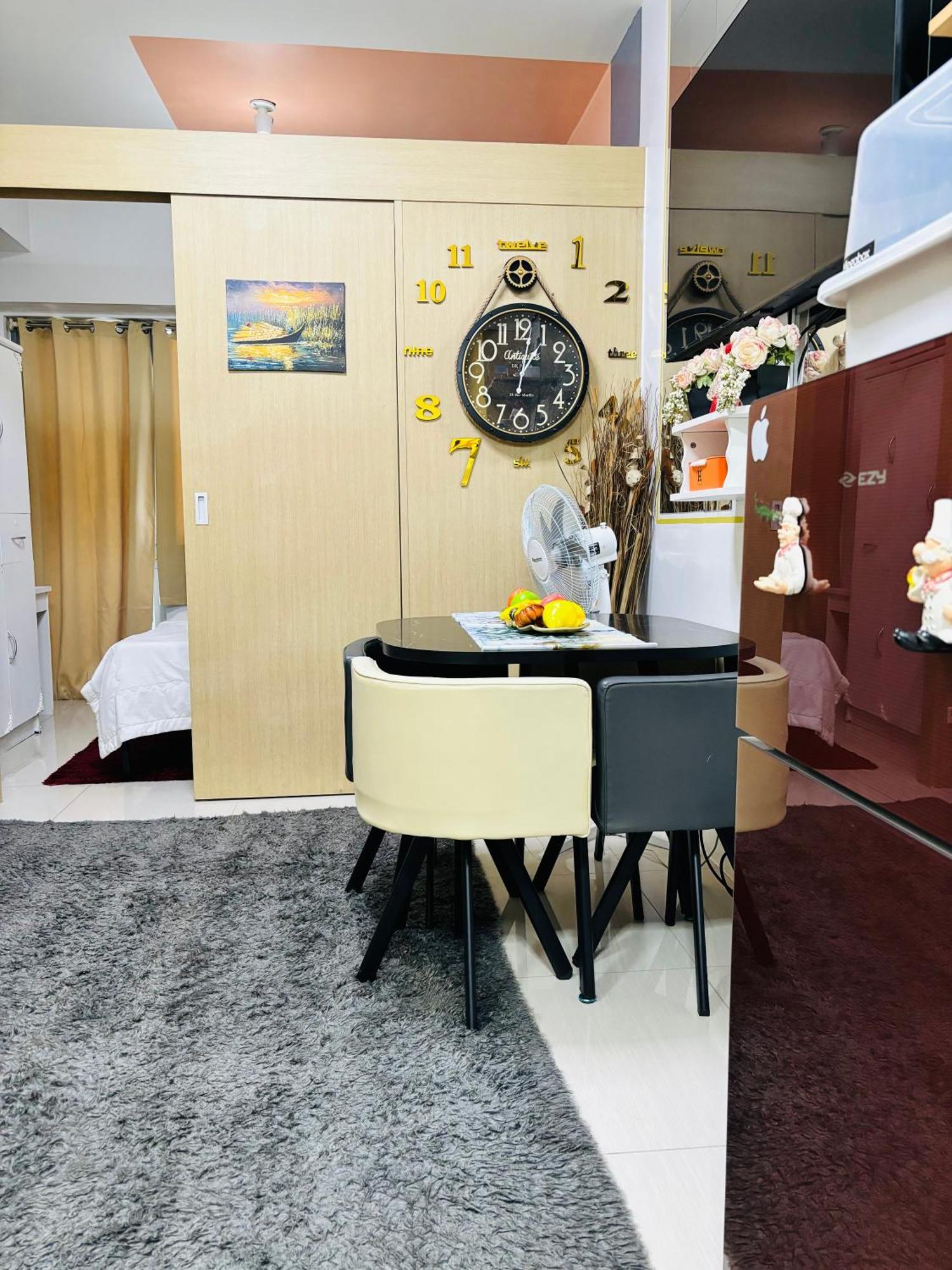 Myrvin At Grass Residences, Qc Манила Экстерьер фото